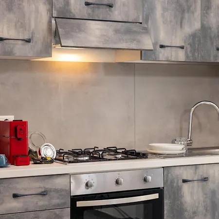 アパート Colapesce *