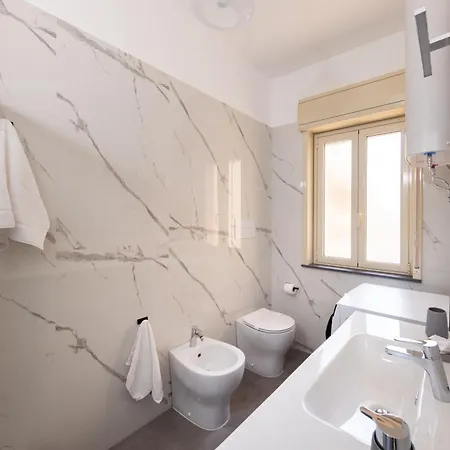 Colapesce アパート メッシーナ